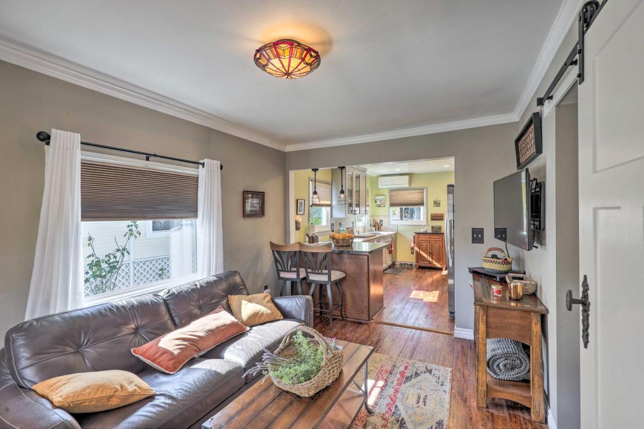 Charming Craftsman Cottage With Garden And Hot Tub! Fullerton Exterior photo