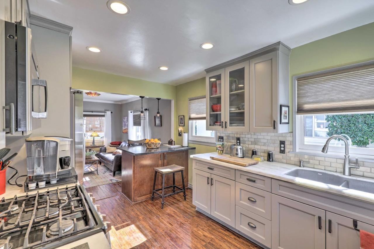Charming Craftsman Cottage With Garden And Hot Tub! Fullerton Exterior photo